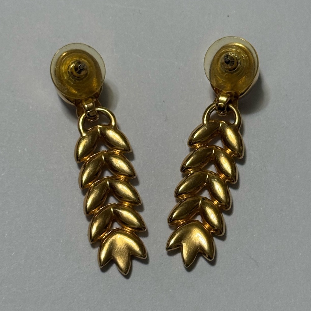 3/$18 Elegant Leaf Earrings - Picture 6 of 8